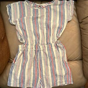 Lightweight red white( off white) and blue cotton romper. Size M. Cat and Jack.